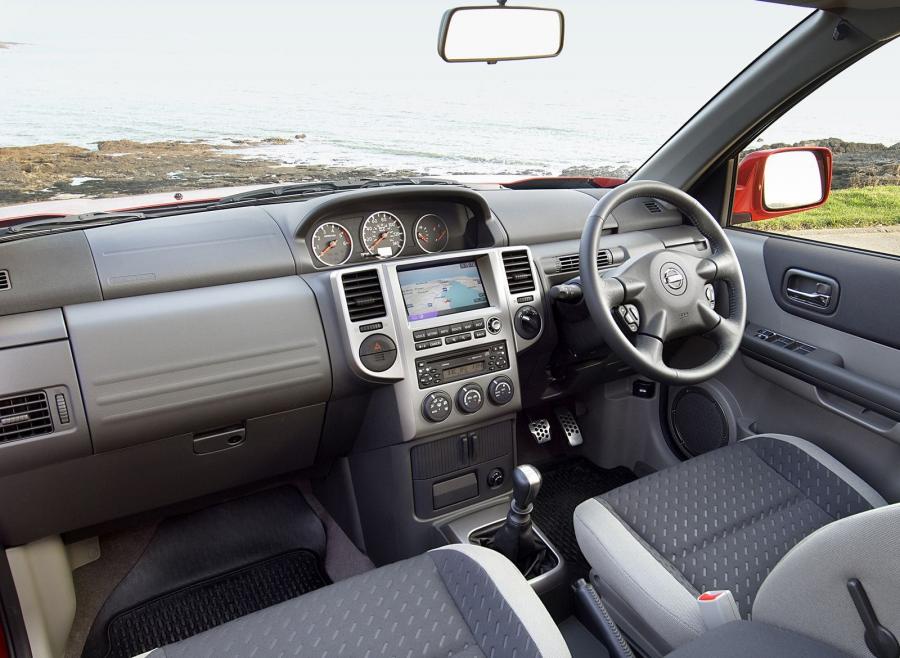  Nissan X-Trail Columbia 2006 года  (UK) (фото 4 из 5)